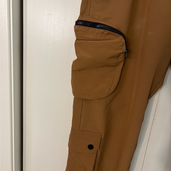 Aeropostale Men's Brown Cargo Pants - Picture 3 of 6